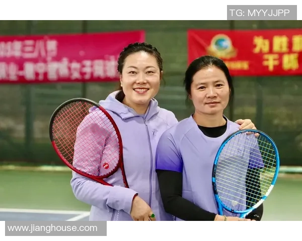 南京网球队配合问题引发热议球员间默契与战术选择成焦点